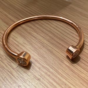 New Rose Gold Bangle Bracelet Stila x Baublebar